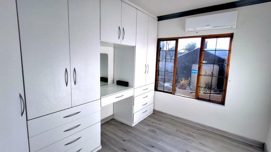 3 Bedroom Property for Sale in Vaalpark Free State